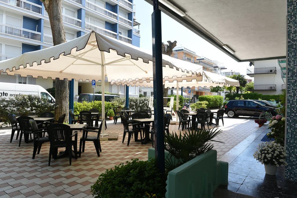 Hotel Savoia Lido di Jesolo Exteriér fotografie